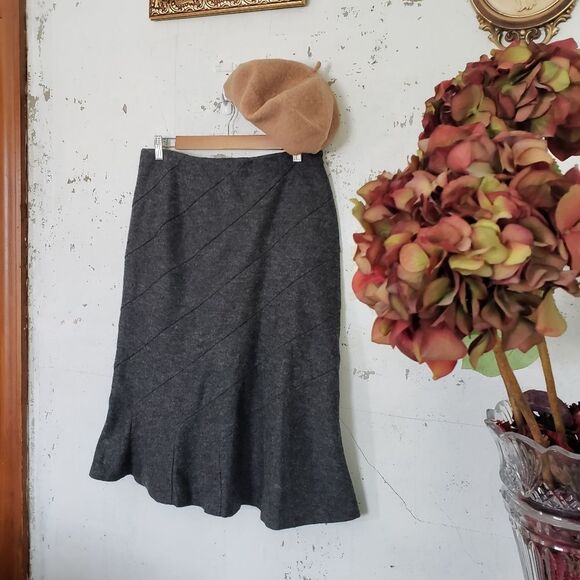 ANN TAYLOR Women's Academia Career Wool Blend Teacher Flounce Midi Skirt 10 - Picture 1 of 9